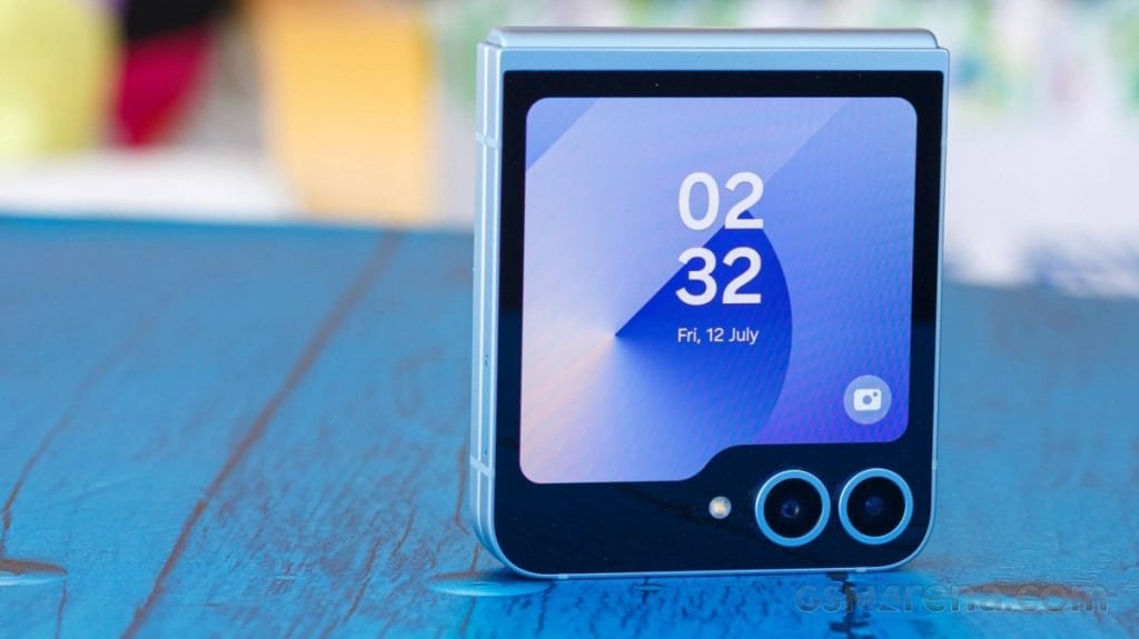 زمانبندی سامسونگ برای انتشار One UI 8 مشخص شد! 1 zflip6 زمانبندی سامسونگ برای انتشار One UI 8 مشخص شد!